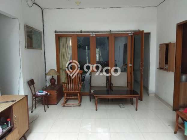 Rumah Mewah LB 200m2 Siap Pakai Desain Elegan di Tanjung Duren, Jakarta Barat Rumah Mewah LB 200m2 Siap Pakai Desain Elegan di Tanjung Duren, Jakarta Barat