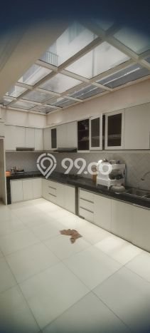 Dijual Cepat Apartemen Luxury 5 Kamar di Kelapa Gading, Jakarta Utara Dijual Cepat Apartemen Luxury 5 Kamar di Kelapa Gading, Jakarta Utara