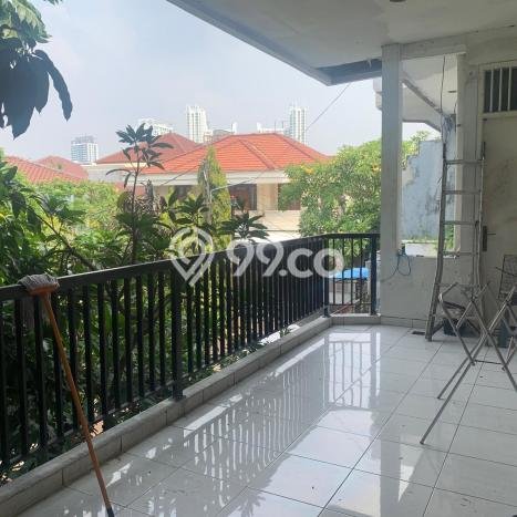 Rumah Elit Modern Siap Huni di Kedoya Selatan Jakarta Barat Rumah Elit Modern Siap Huni di Kedoya Selatan Jakarta Barat