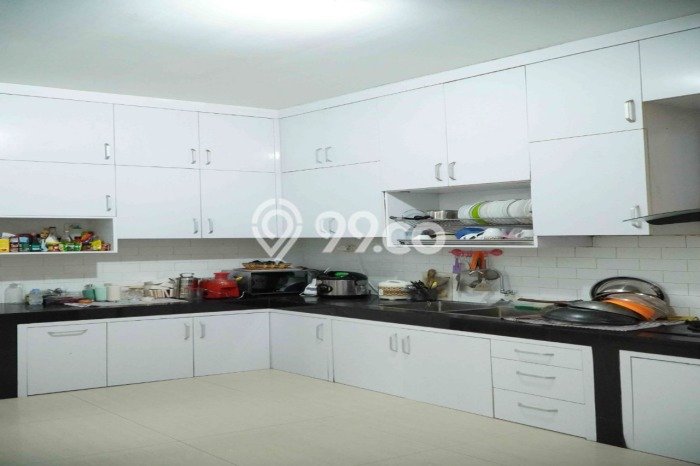 Jual Rumah Mewah Elegan Dengan View Cantik di Pondok Kelapa, Jakarta Timur Jual Rumah Mewah Elegan Dengan View Cantik di Pondok Kelapa, Jakarta Timur