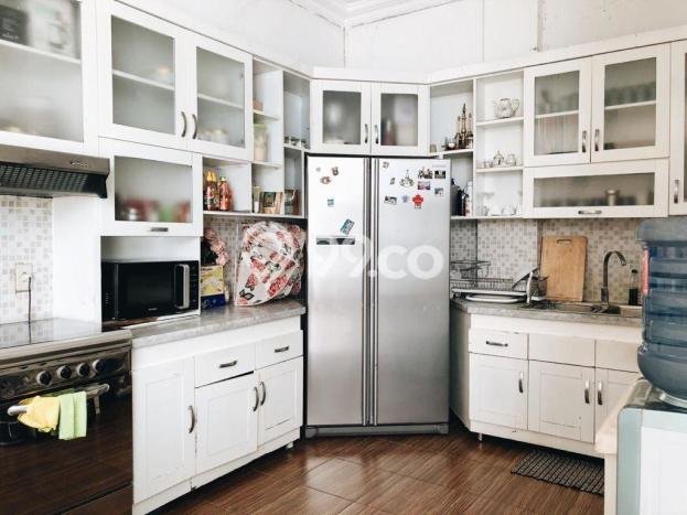 Siap Huni Rumah Mewah 5 Kamar di Kebayoran Lama Dekat ke Mana Saja Siap Huni Rumah Mewah 5 Kamar di Kebayoran Lama Dekat ke Mana Saja