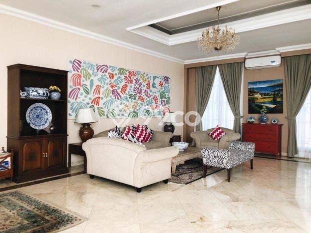 Siap Huni Rumah Mewah 5 Kamar di Kebayoran Lama Dekat ke Mana Saja Siap Huni Rumah Mewah 5 Kamar di Kebayoran Lama Dekat ke Mana Saja