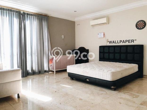 Siap Huni Rumah Mewah 5 Kamar di Kebayoran Lama Dekat ke Mana Saja Siap Huni Rumah Mewah 5 Kamar di Kebayoran Lama Dekat ke Mana Saja