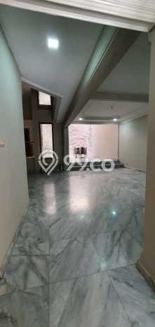 PRIME LOCATION! Rumah area , 5 KT, Area Strategis, LT 323m2m² Bangunan 323m2m² PRIME LOCATION! Rumah area , 5 KT, Area Strategis, LT 323m2m² Bangunan 323m2m²