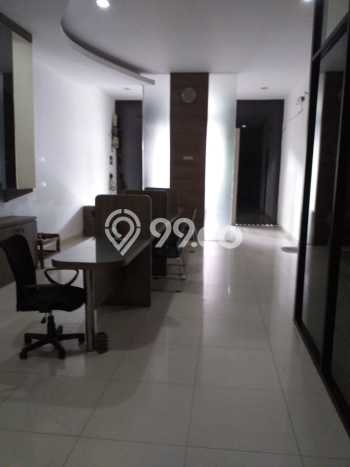 Ruko Dijual di Jakarta Pusat LT 200m2 & LB 450m2 Lokasi Terbaik! Ruko Dijual di Jakarta Pusat LT 200m2 & LB 450m2 Lokasi Terbaik!
