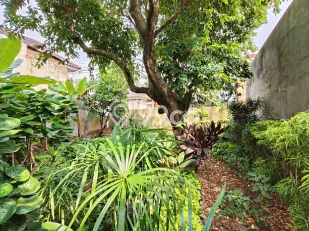 Tanah Dijual Area Strategis di Kemanggisan Jakarta Barat 240m2 Tanah Dijual Area Strategis di Kemanggisan Jakarta Barat 240m2