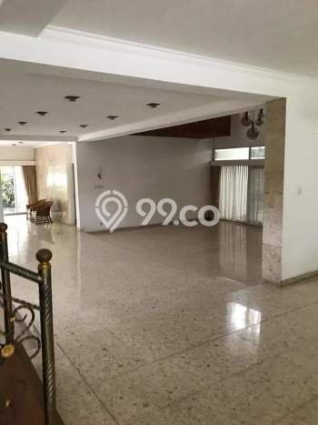 Dijual Hunian Mewah dengan Fasilitas Sekitar Komplit di Kebayoran Lama, Jakarta Selatan Dijual Hunian Mewah dengan Fasilitas Sekitar Komplit di Kebayoran Lama, Jakarta Selatan