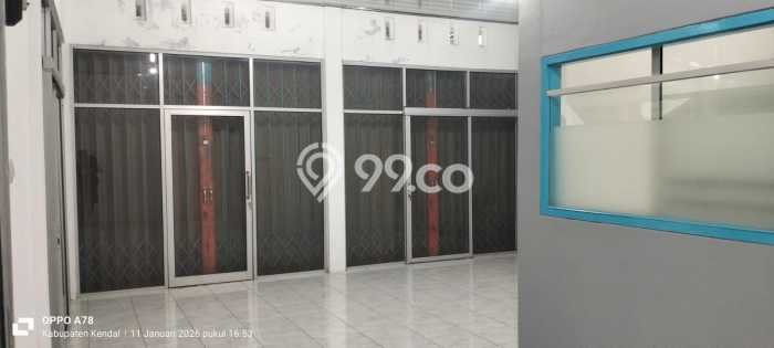 Ruko Dijual di Gemuh Kendal dengan Luas Bangunan 300m2 Ruko Dijual di Gemuh Kendal dengan Luas Bangunan 300m2