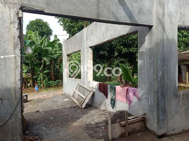 Rumah Kost untuk Dijual di Ngaliyan dengan 11 KT, 11 KM, Luas 200m2 Rumah Kost untuk Dijual di Ngaliyan dengan 11 KT, 11 KM, Luas 200m2