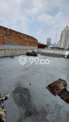 Ruko Dijual di Jakarta Selatan LT 75m2 & LB 300m2 Lokasi Terbaik! Ruko Dijual di Jakarta Selatan LT 75m2 & LB 300m2 Lokasi Terbaik!