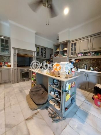 Rumah Elit Modern Tanpa Renovasi di Cipete Jakarta Selatan Rumah Elit Modern Tanpa Renovasi di Cipete Jakarta Selatan