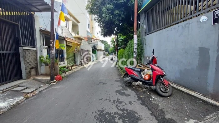 Unit Kost Dijual di Grogol dengan 60 Kamar Kawasan Ramai Unit Kost Dijual di Grogol dengan 60 Kamar Kawasan Ramai
