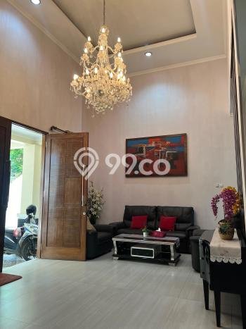 Rumah Modern Disewakan di Menteng Jakarta Pusat Area Sangat Strategis Rumah Modern Disewakan di Menteng Jakarta Pusat Area Sangat Strategis