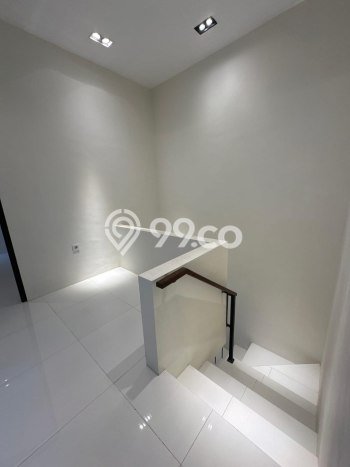 Dijual Rumah 4 Kamar Lokasi Strategis Nyaman dan Strategis di Lowokwaru Dijual Rumah 4 Kamar Lokasi Strategis Nyaman dan Strategis di Lowokwaru