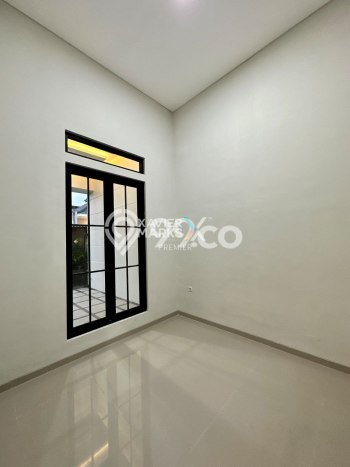Rumah Minimalis di Lowokwaru, Malang, Luas 127m2m² Bangunan 90m2m² Rumah Minimalis di Lowokwaru, Malang, Luas 127m2m² Bangunan 90m2m²