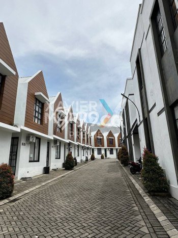 Cocok Untuk Investasi! Dijual Kost di Araya 4 Kamar Cocok Untuk Investasi! Dijual Kost di Araya 4 Kamar