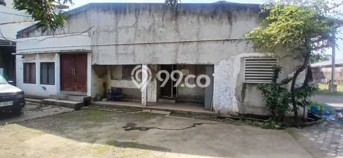 Disewakan Gudang komersial di Jatinegara luas bangunan 600m2 Disewakan Gudang komersial di Jatinegara luas bangunan 600m2