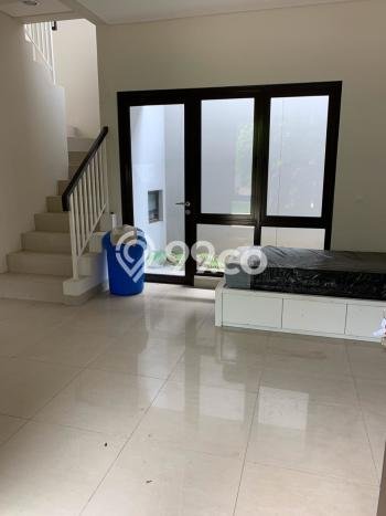 Dijual Rumah 2 Kamar Lokasi Strategis Nyaman dan Strategis di BSD Dijual Rumah 2 Kamar Lokasi Strategis Nyaman dan Strategis di BSD