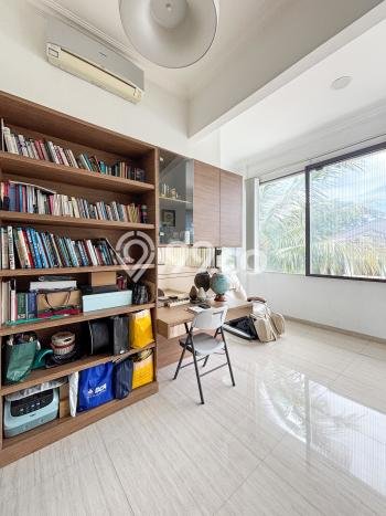 Hunian Mewah LB 850m2 Siap Huni Desain Elegan di Alam Sutera, Tangerang Hunian Mewah LB 850m2 Siap Huni Desain Elegan di Alam Sutera, Tangerang