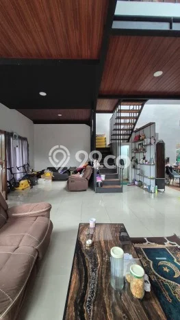 Dijual Cepat Rumah Favorit Siap Huni LB 200m2 di Pamulang, Tangerang Selatan Dijual Cepat Rumah Favorit Siap Huni LB 200m2 di Pamulang, Tangerang Selatan