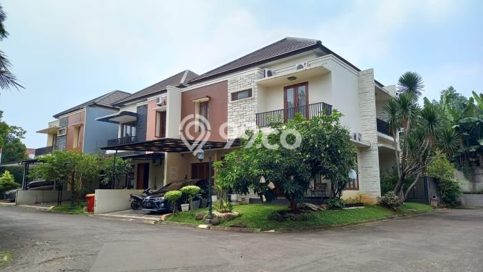For Sale! Luxury House LT 330m2 Desain Modern di Lenteng Agung For Sale! Luxury House LT 330m2 Desain Modern di Lenteng Agung