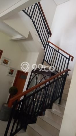 For Sale! Luxury House LT 330m2 Desain Modern di Lenteng Agung For Sale! Luxury House LT 330m2 Desain Modern di Lenteng Agung