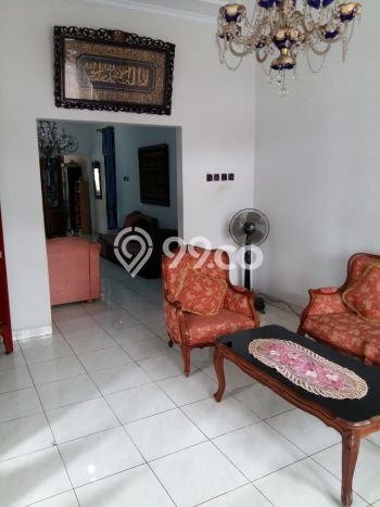 Jual Rumah Luas Elegan Dengan View Eksklusif di Margonda, Depok Jual Rumah Luas Elegan Dengan View Eksklusif di Margonda, Depok