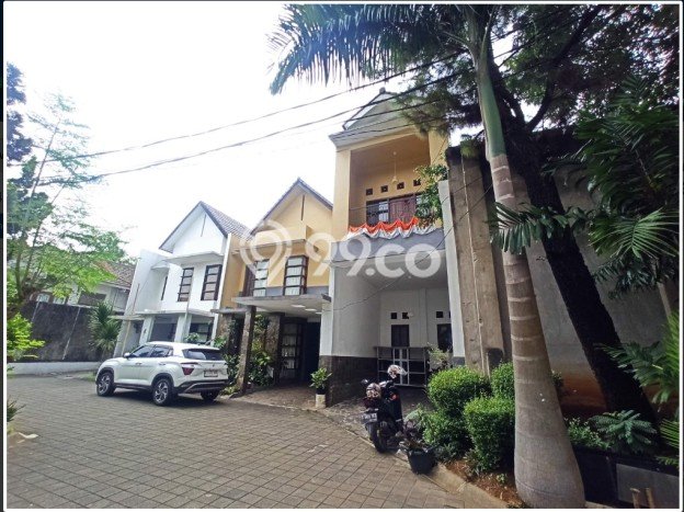 Rumah Elit Modern Siap Huni di Pondok Labu Jakarta Selatan Rumah Elit Modern Siap Huni di Pondok Labu Jakarta Selatan