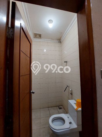 Rumah Elit Modern Tanpa Renovasi di Pondok Indah Jakarta Selatan Rumah Elit Modern Tanpa Renovasi di Pondok Indah Jakarta Selatan
