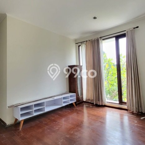 Jual Rumah Luas Elegan Dengan View Eksklusif di Bintaro, Tangerang Selatan Jual Rumah Luas Elegan Dengan View Eksklusif di Bintaro, Tangerang Selatan