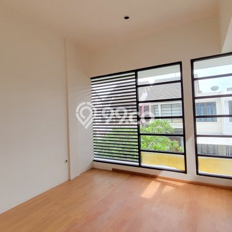 Rumah Luxury Modern Siap Huni di Bintaro Tangerang Selatan Rumah Luxury Modern Siap Huni di Bintaro Tangerang Selatan