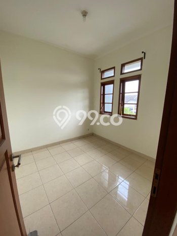 Rumah Strategis Minimalis Lb 260m2 di Cinere, Depok Rumah Strategis Minimalis Lb 260m2 di Cinere, Depok