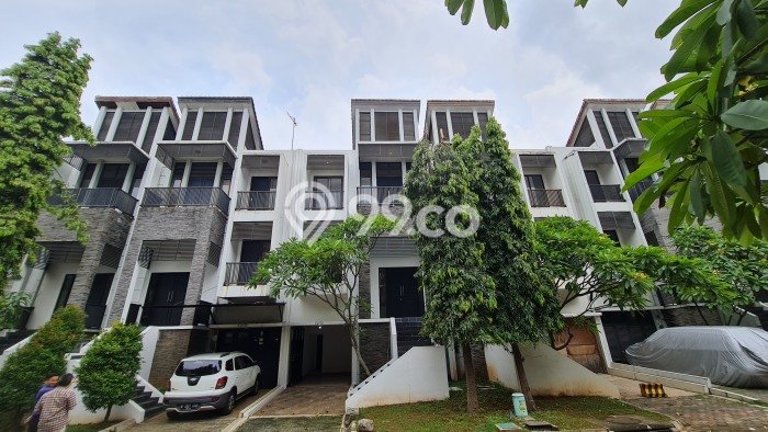 Disewakan Rumah Murah di Lebak Bulus Jakarta Selatan Punya 4 KT Disewakan Rumah Murah di Lebak Bulus Jakarta Selatan Punya 4 KT