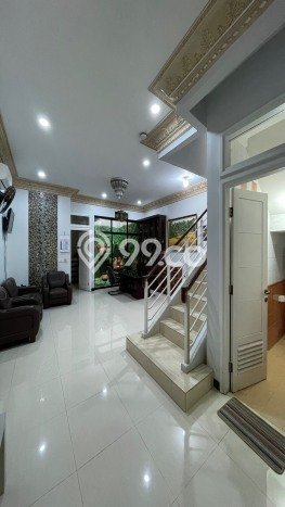 Siap Huni Hunian Elit 4 Kamar di Kelapa Gading Dekat ke Mana Saja Siap Huni Hunian Elit 4 Kamar di Kelapa Gading Dekat ke Mana Saja