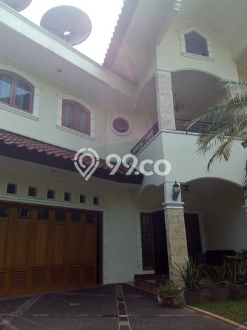 Rumah Luxury Modern Tanpa Renovasi di Kemang Pratama Bekasi Rumah Luxury Modern Tanpa Renovasi di Kemang Pratama Bekasi