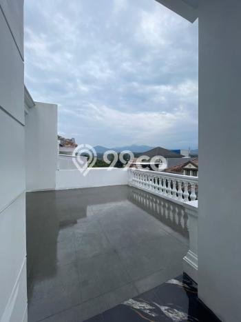 For Sale! Luxury House LT 252m2 Desain Modern di Sentul City For Sale! Luxury House LT 252m2 Desain Modern di Sentul City