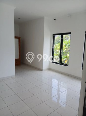 Rumah Luas Asri 4 KT Siap Pakai di Bintaro Tangerang Selatan Rumah Luas Asri 4 KT Siap Pakai di Bintaro Tangerang Selatan