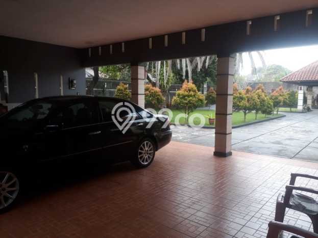 Jual Rumah Luas Megah Dengan View Eksklusif di Bambu Apus, Jakarta Timur Jual Rumah Luas Megah Dengan View Eksklusif di Bambu Apus, Jakarta Timur