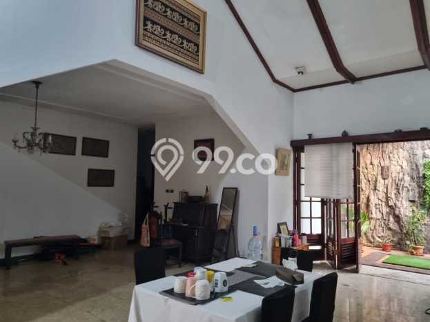 Dijual Rumah Mewah Elegan Dengan View Eksklusif di Lebak Bulus, Jakarta Selatan Dijual Rumah Mewah Elegan Dengan View Eksklusif di Lebak Bulus, Jakarta Selatan