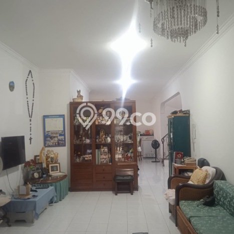 Rumah Elit Modern Tanpa Renovasi di Lebak Bulus Jakarta Selatan Rumah Elit Modern Tanpa Renovasi di Lebak Bulus Jakarta Selatan