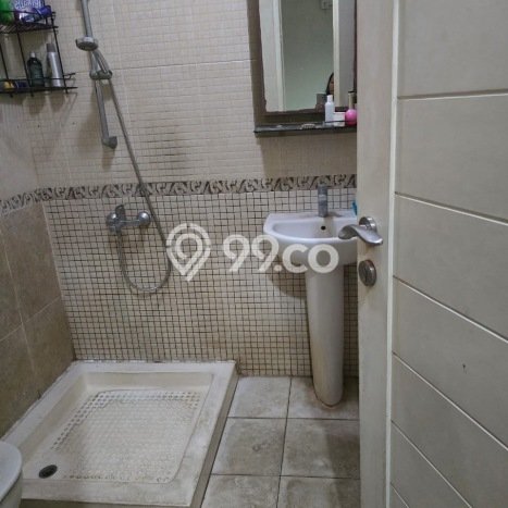 For Sale! Luxury House LT 376m2 Desain Elegan di Lebak Bulus For Sale! Luxury House LT 376m2 Desain Elegan di Lebak Bulus