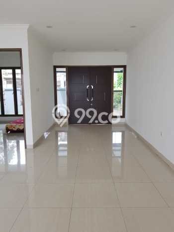 Rumah Elit Modern Tanpa Renovasi di Pondok Cabe Tangerang Rumah Elit Modern Tanpa Renovasi di Pondok Cabe Tangerang