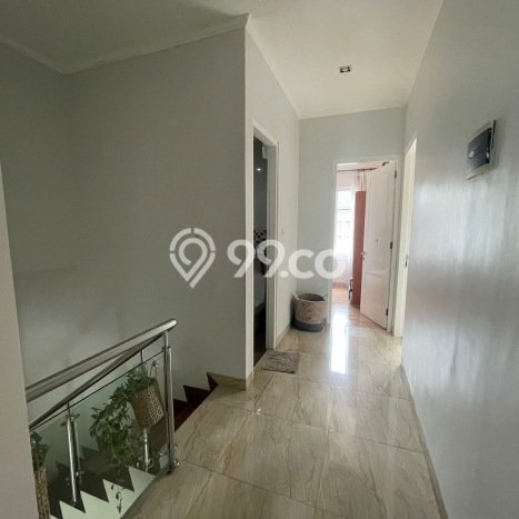 Dijual Rumah Premium dengan Fasilitas Sekitar Komplit di Cinere, Depok Dijual Rumah Premium dengan Fasilitas Sekitar Komplit di Cinere, Depok