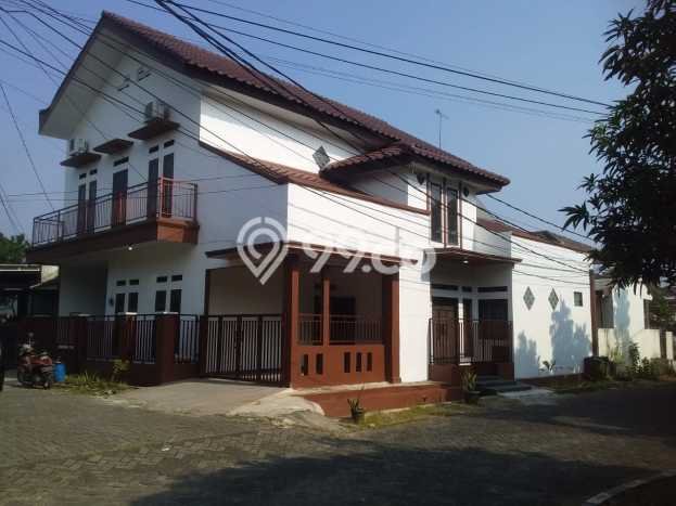 For Sale Rumah 4 Kamar Lokasi Strategis Bagus dan Strategis di Pancoran Mas For Sale Rumah 4 Kamar Lokasi Strategis Bagus dan Strategis di Pancoran Mas