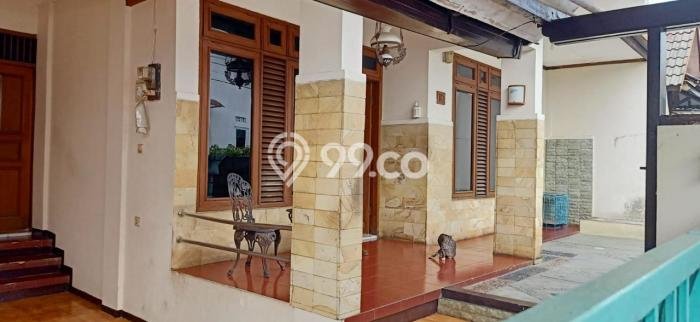 Jual Rumah Bagus Siap Huni LB 160m2 di Cinere, Depok Jual Rumah Bagus Siap Huni LB 160m2 di Cinere, Depok