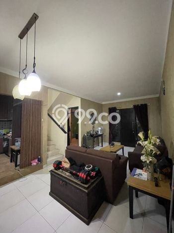 Hunian Mewah LB 200m2 Siap Huni Desain Elegan di Graha Raya Bintaro, Tangerang Selatan Hunian Mewah LB 200m2 Siap Huni Desain Elegan di Graha Raya Bintaro, Tangerang Selatan