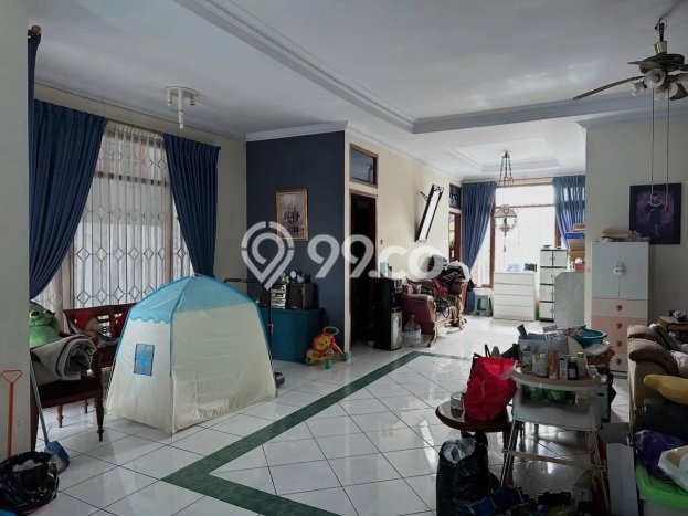 Ready to Use! Luxury House LT 260m2 Desain Modern di Cibubur Ready to Use! Luxury House LT 260m2 Desain Modern di Cibubur