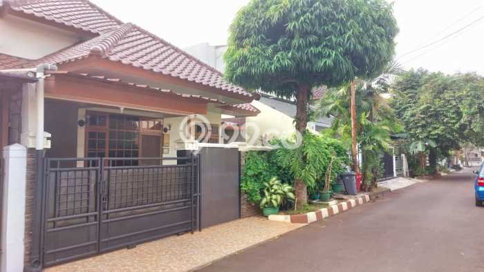 Rumah Mewah LB 113m2 Siap Huni Desain Elegan di Lebak Bulus, Jakarta Selatan Rumah Mewah LB 113m2 Siap Huni Desain Elegan di Lebak Bulus, Jakarta Selatan