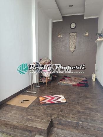 Hunian Nyaman Asri 4 KT Siap Pakai di Jati Cempaka Bekasi Hunian Nyaman Asri 4 KT Siap Pakai di Jati Cempaka Bekasi