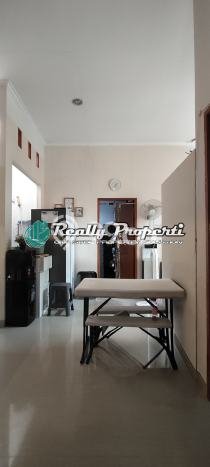 Rumah Luas Asri 2 KT Siap Pakai di Jatikramat Bekasi Rumah Luas Asri 2 KT Siap Pakai di Jatikramat Bekasi